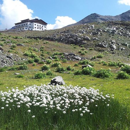 Hotel Folgore Gebirgspass Stilfser Joch Exterior foto