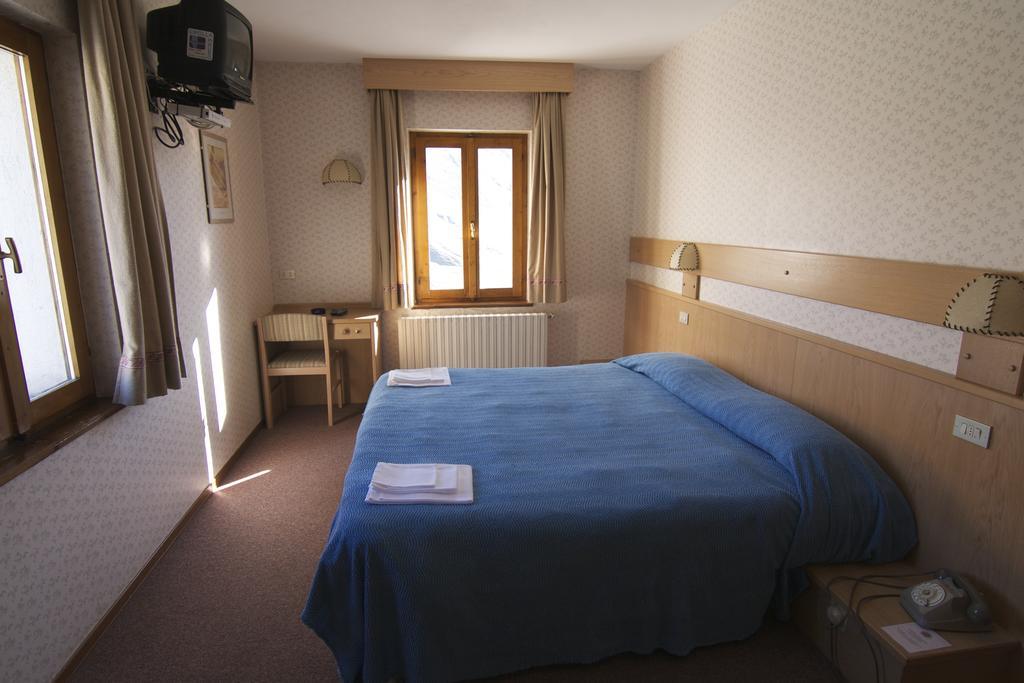 Hotel Folgore Gebirgspass Stilfser Joch Zimmer foto